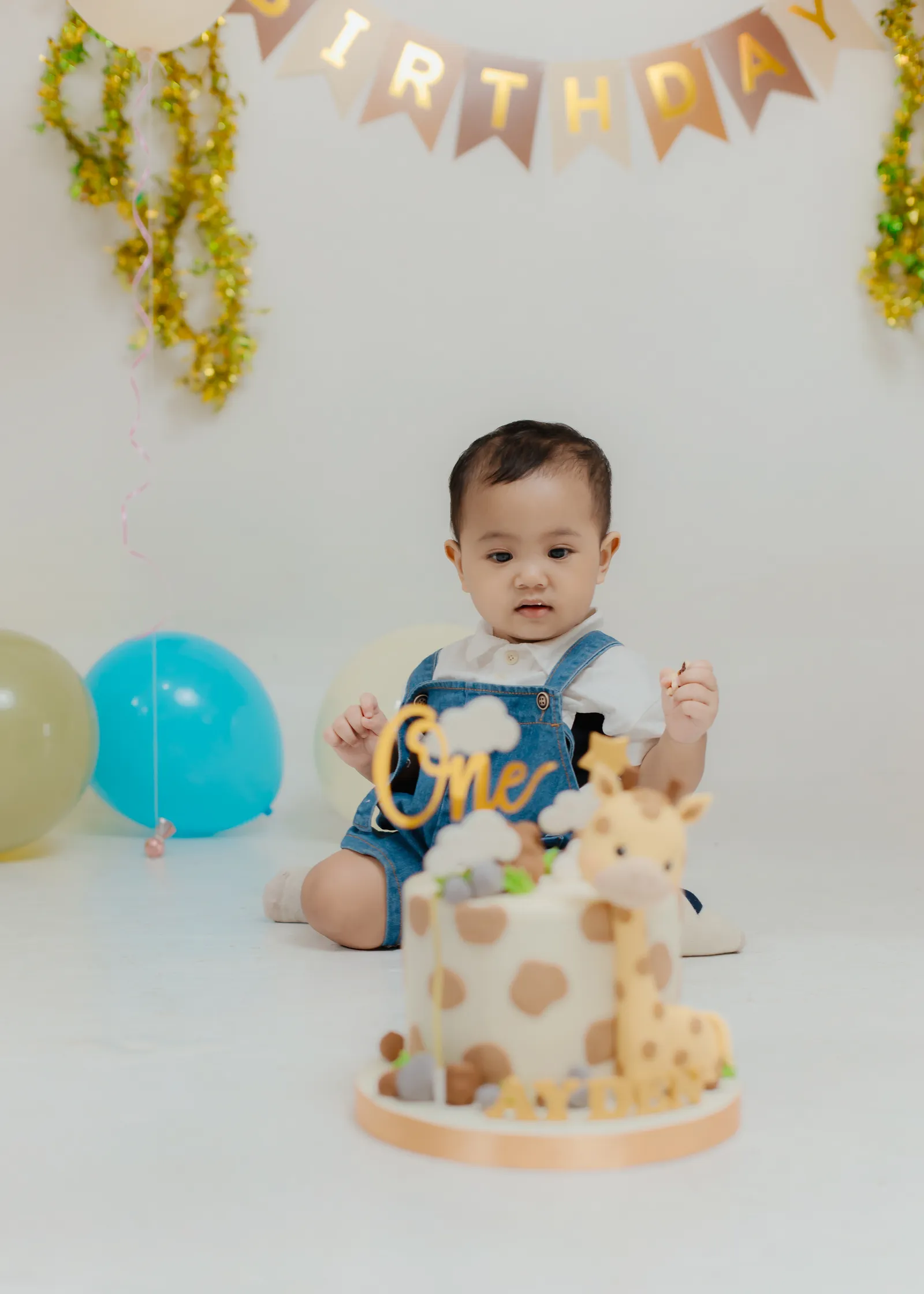 Sesi foto ulang tahun anak dengan kostum favorit